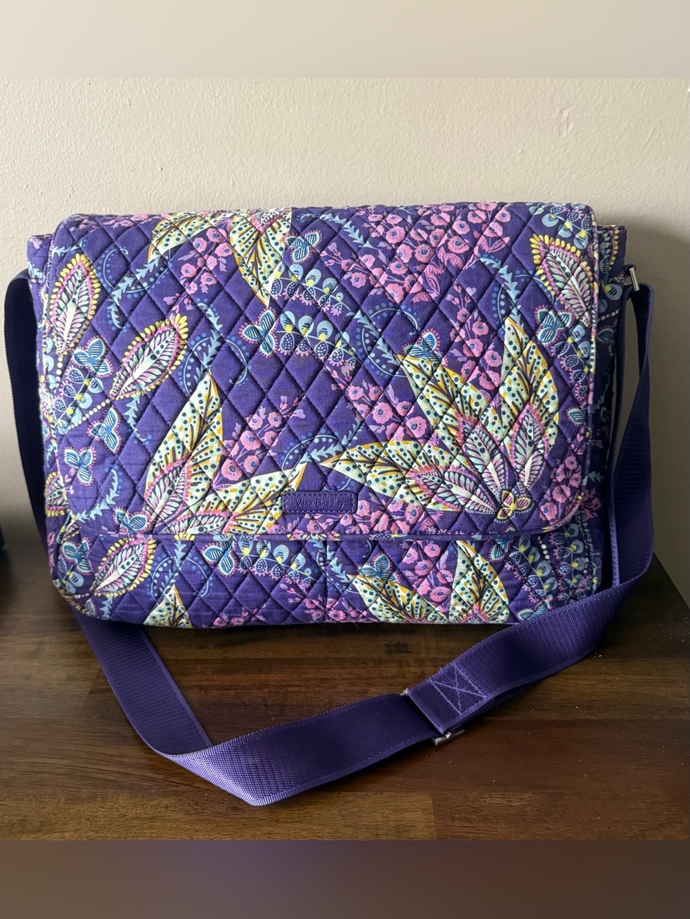 Vera Bradley Batik Leaves Cotton Quilted Crossbody Laptop Messenger Bag Retired